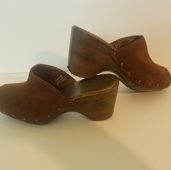 sbicca clogs